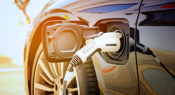 Electric vehicle charging nozzle