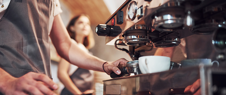 Barista making esspresso